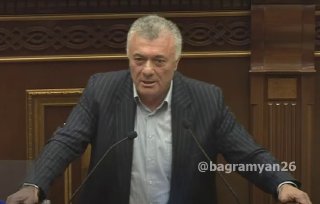 В Ереване задержан экс-депутат Рубен Акопян из административного округа Малатия-Себастия