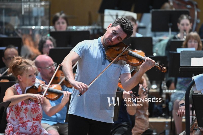 Сергей Хачатрян и World Doctors Orchestra дадут концерт в Ереване в поддержку детей с диабетом