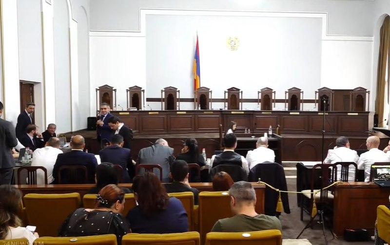 КС Армении начал рассмотрение жалоб на итоги выборов — заявления оппозиции