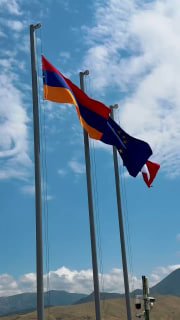 Никол Пашинян посетил строящееся Вединское водохранилище: орошение 3220 гектаров в Араратской равнине